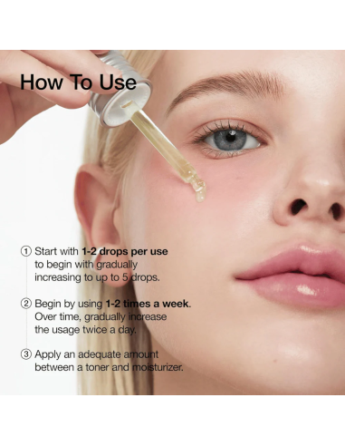 Applicering av Anua Azelaic Acid 10 Hyaluron serum på en kind med rodnad för att visa dess lugnande effekt på huden.